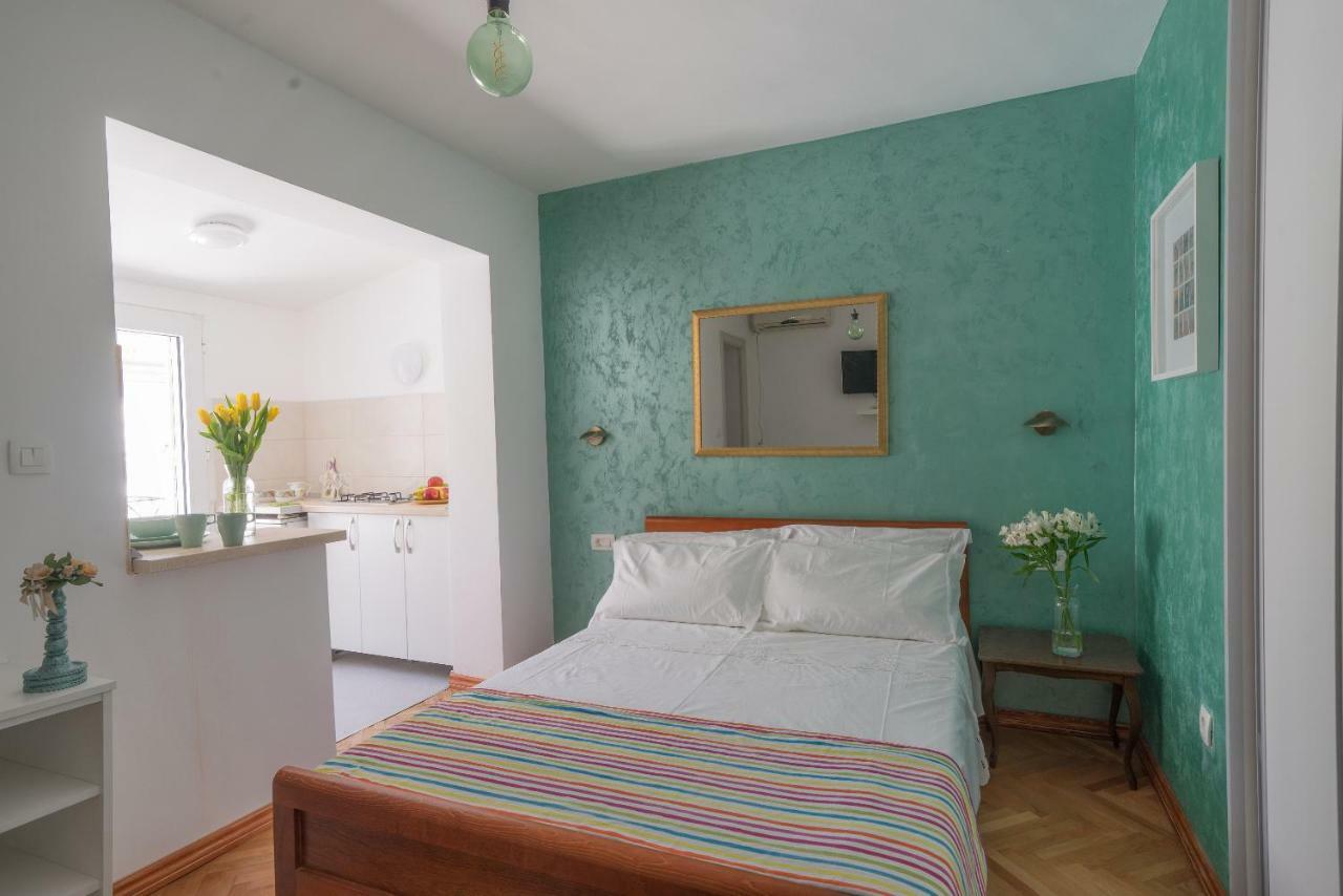 Astakos Apartments ブドヴァ エクステリア 写真